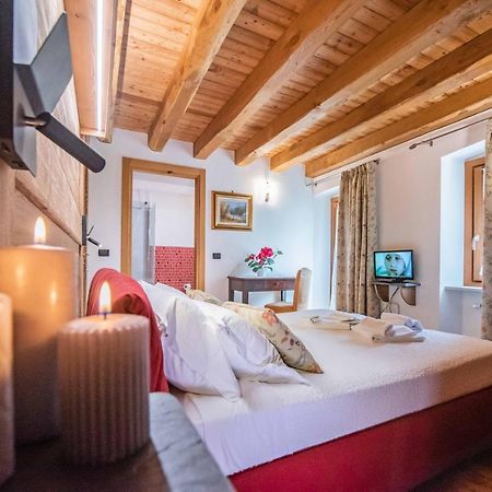 Villa Au Berceau Du Bien-Etre Chambave Esterno foto