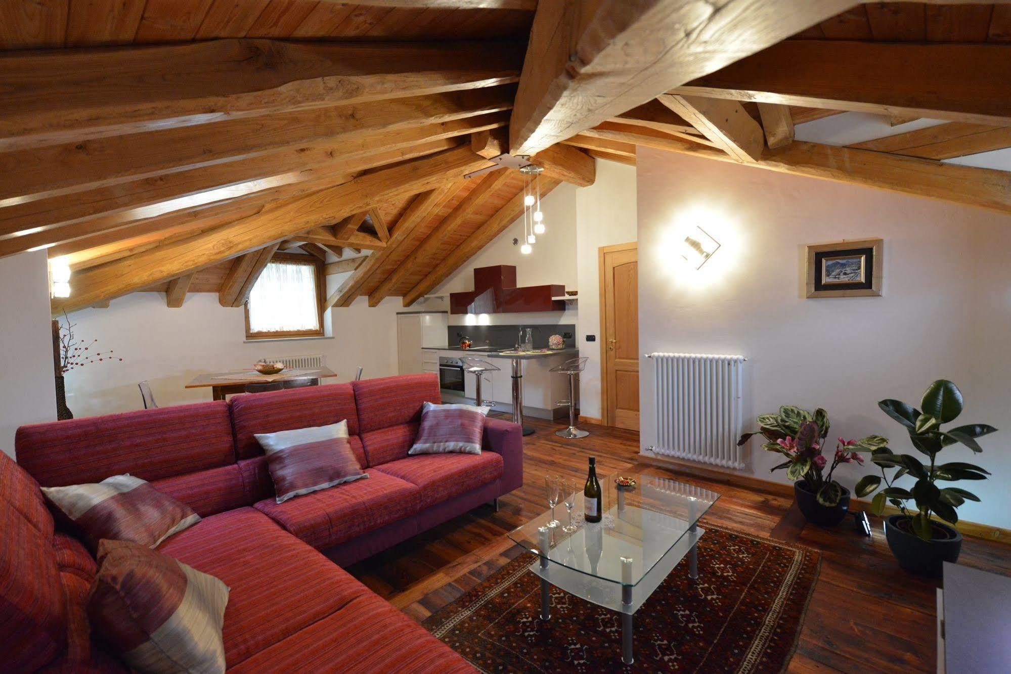 Villa Au Berceau Du Bien-Etre Chambave Esterno foto